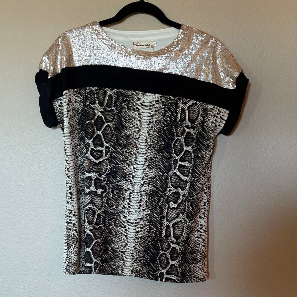 Southern Stitch Snake-Print Short Sleeve Top with Gold sequined Yoke NEW
